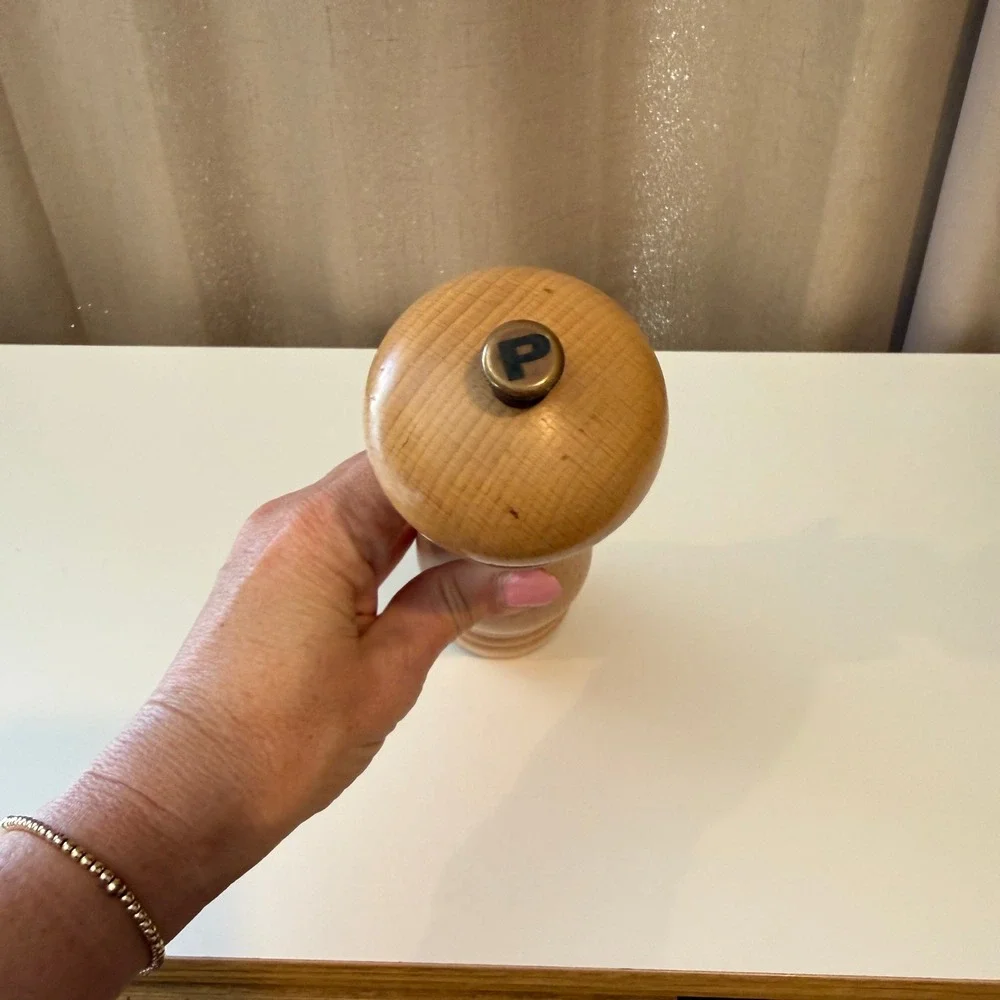 Peugeot Paris Natural Beechwood Pepper Mill 9 Inch Made in France Manual Grinder